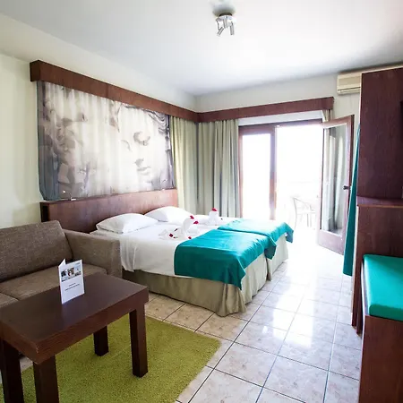 Hotell Langley Bay 3*